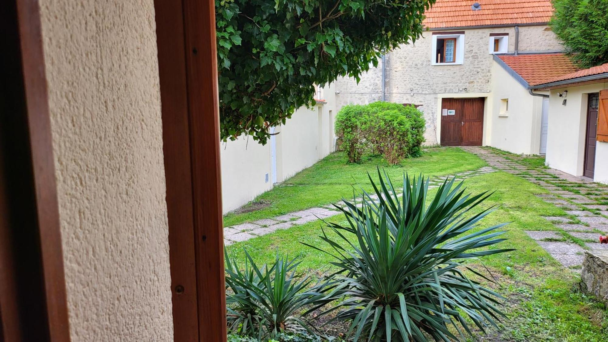A La Vielle Halle Souppes-sur-Loing Exterior photo