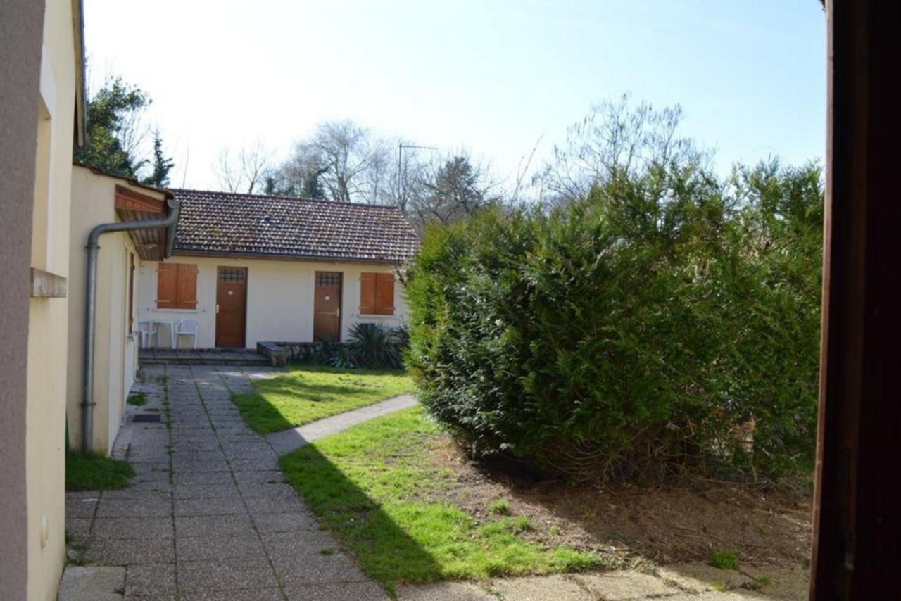 A La Vielle Halle Souppes-sur-Loing Exterior photo
